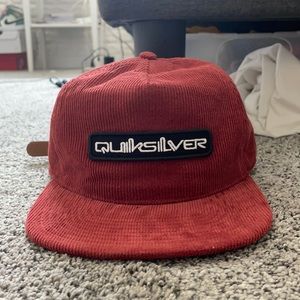NWOT QUICKSILVER CORDUROY SNAPBACK HAT